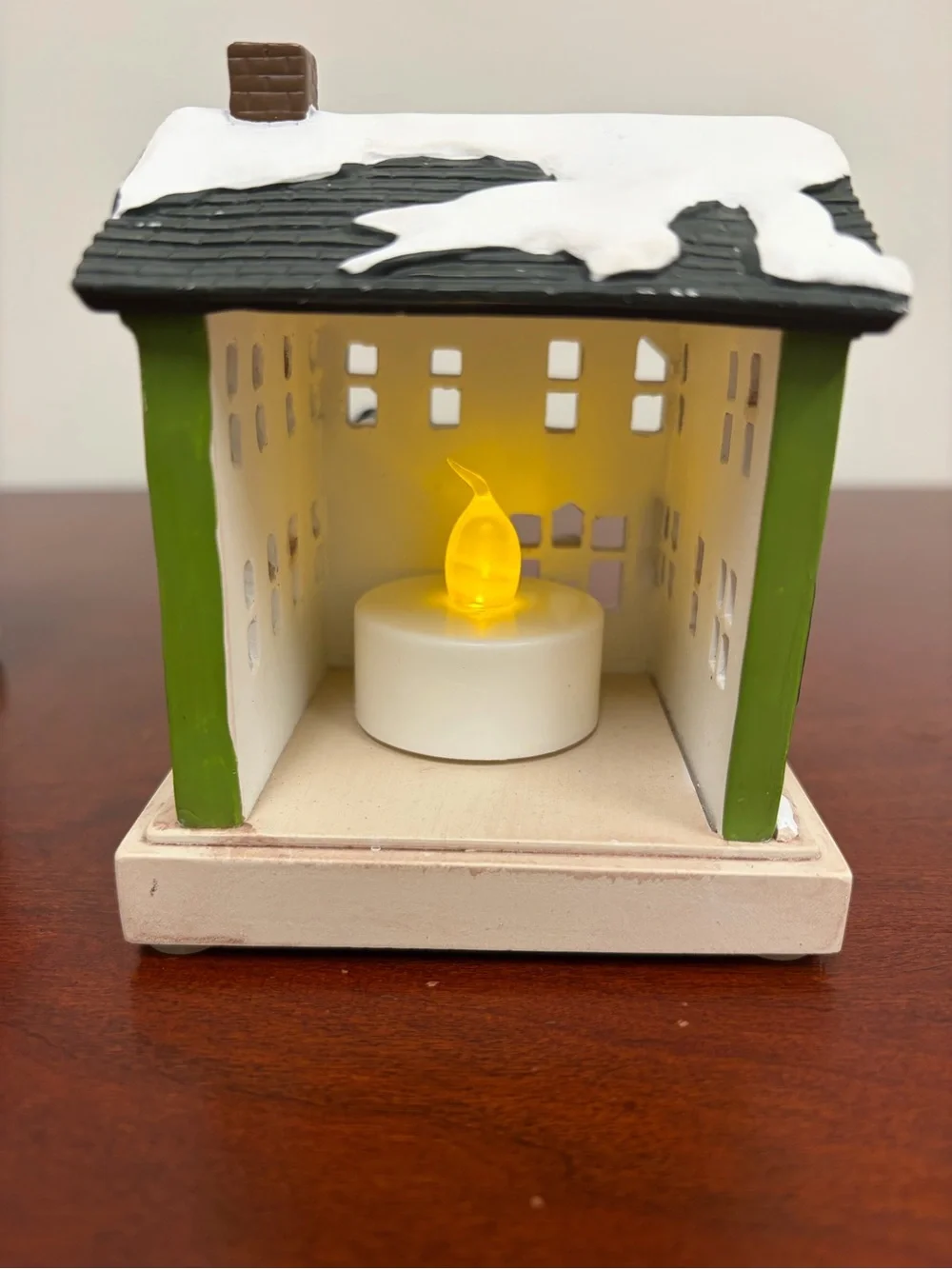 Hallmark 2018 Christmas Houses Stocking Holders